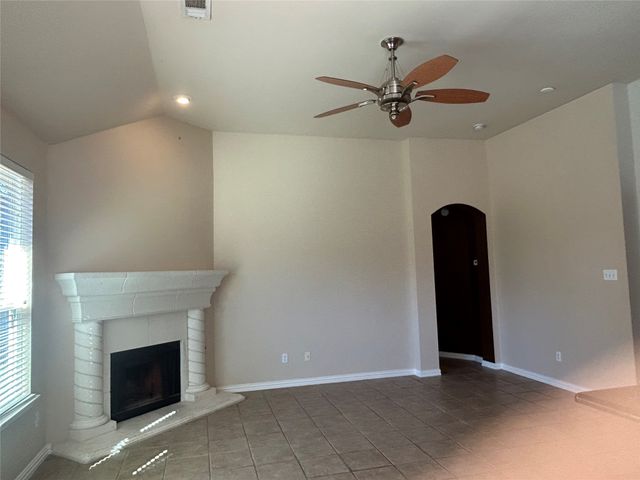 2809 Blue Heron Drive, Mesquite, TX 75181