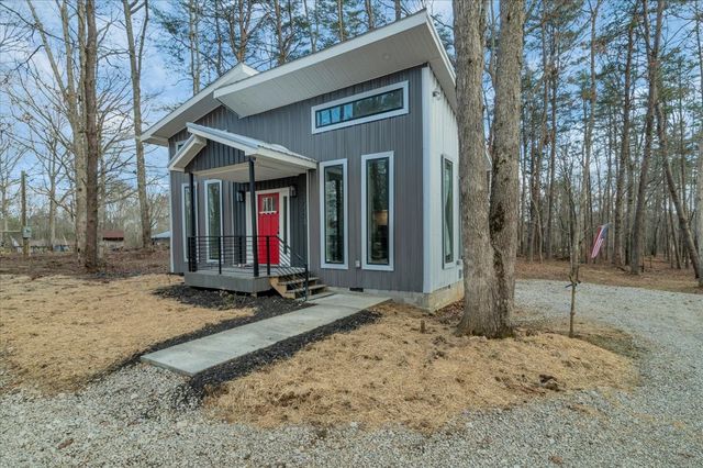 17458 SR 50, Altamont, TN 37301