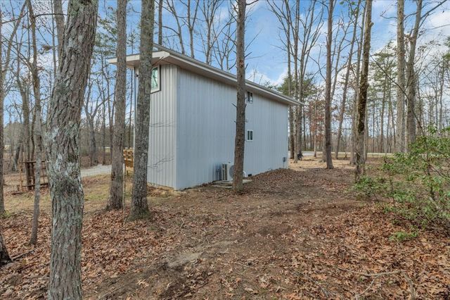 17458 SR 50, Altamont, TN 37301
