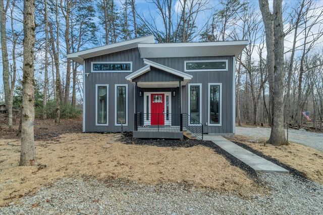 17458 SR 50, Altamont, TN 37301