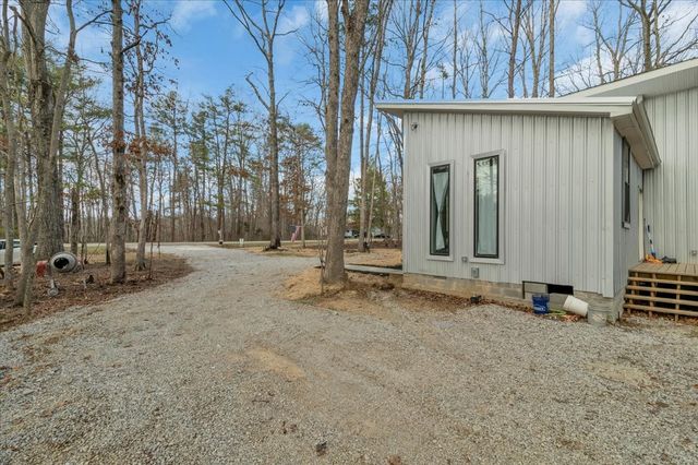 17458 SR 50, Altamont, TN 37301