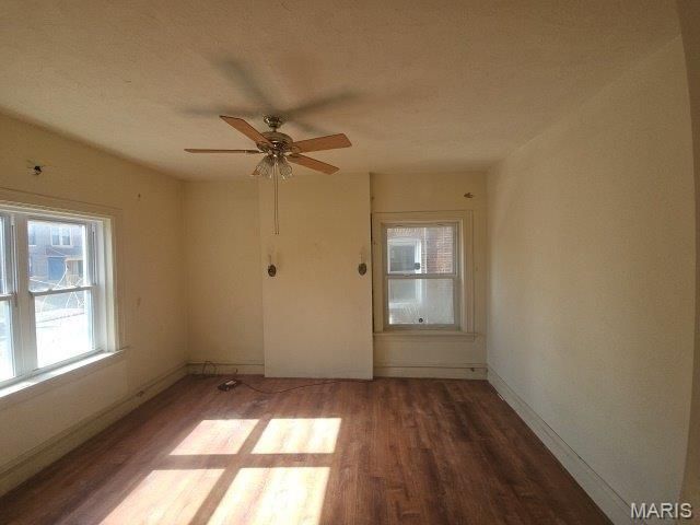 5165 Maple Avenue, St Louis, MO 63113