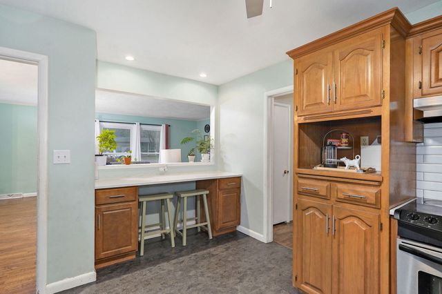 2225 S Hampton Avenue, Springfield, MO 65807