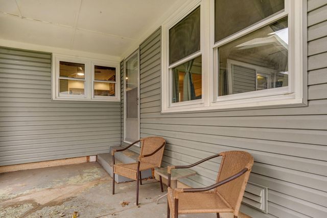 2225 S Hampton Avenue, Springfield, MO 65807