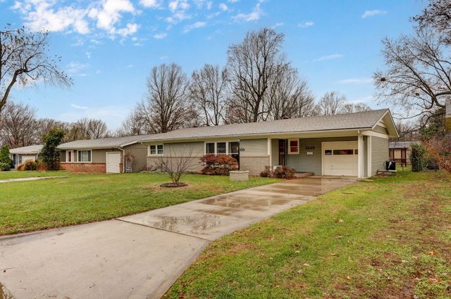 2225 S Hampton Avenue, Springfield, MO 65807