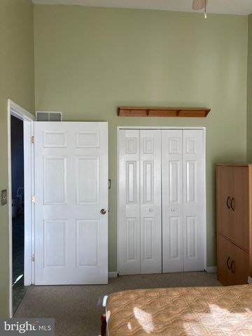 1201 PROGRESS RD, Chambersburg, PA 17201