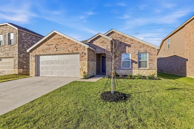 4540 Benham Drive, Fort Worth, TX 76036