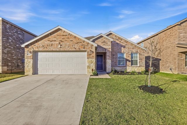 4540 Benham Drive, Fort Worth, TX 76036