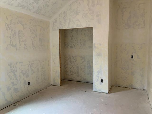 4516 Hambletonian Lane, Mustang, OK 73064