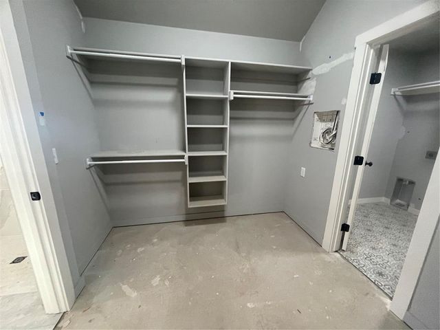 4516 Hambletonian Lane, Mustang, OK 73064