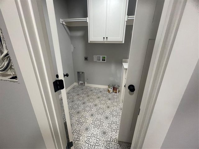 4516 Hambletonian Lane, Mustang, OK 73064