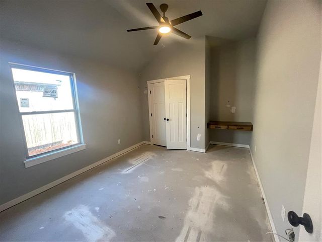 4516 Hambletonian Lane, Mustang, OK 73064