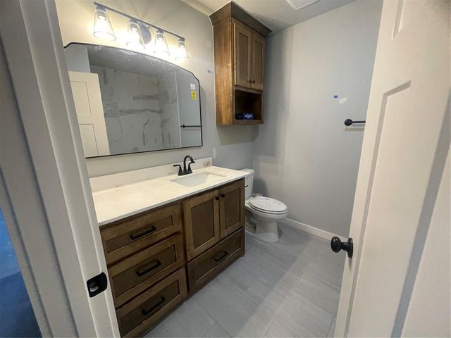 4516 Hambletonian Lane, Mustang, OK 73064