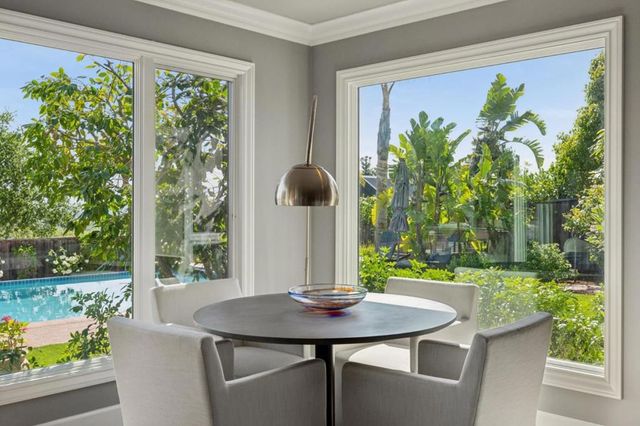 995 Woodland Drive, Hillsborough, CA 94010