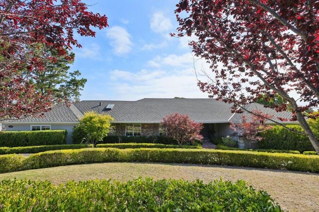 995 Woodland Drive, Hillsborough, CA 94010