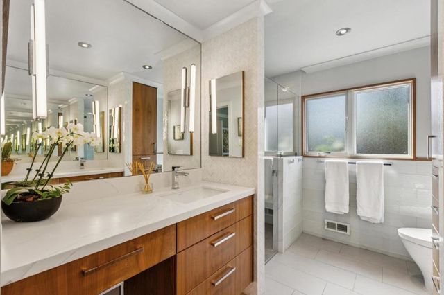 995 Woodland Drive, Hillsborough, CA 94010