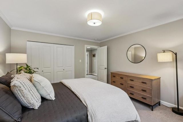 995 Woodland Drive, Hillsborough, CA 94010