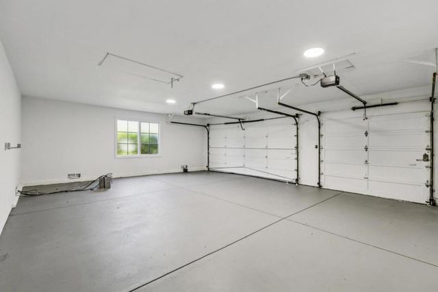 995 Woodland Drive, Hillsborough, CA 94010