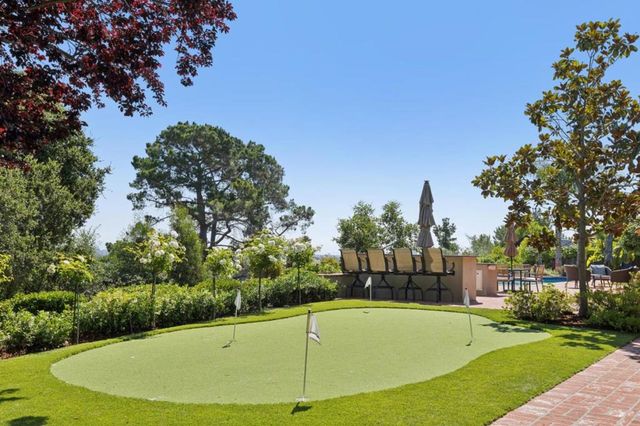 995 Woodland Drive, Hillsborough, CA 94010