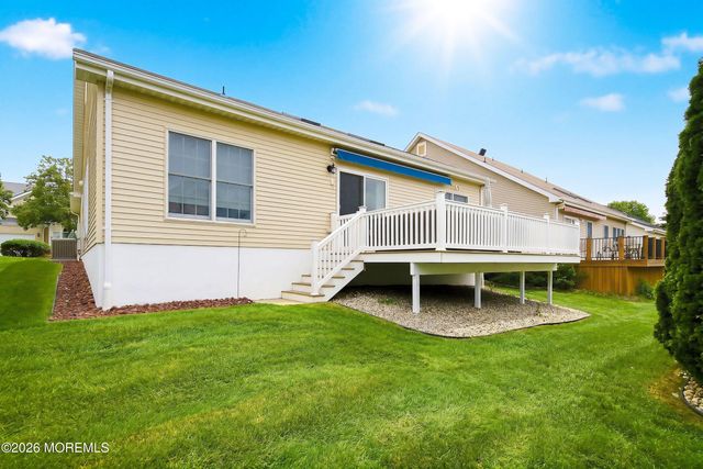 28 Sherwood Drive, Monroe Twp, NJ 08831