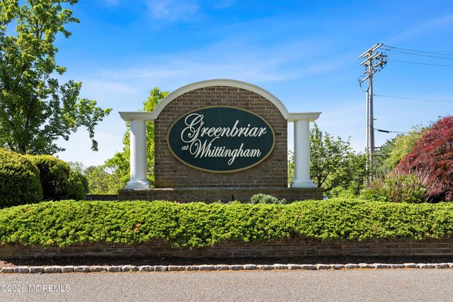 28 Sherwood Drive, Monroe Twp, NJ 08831
