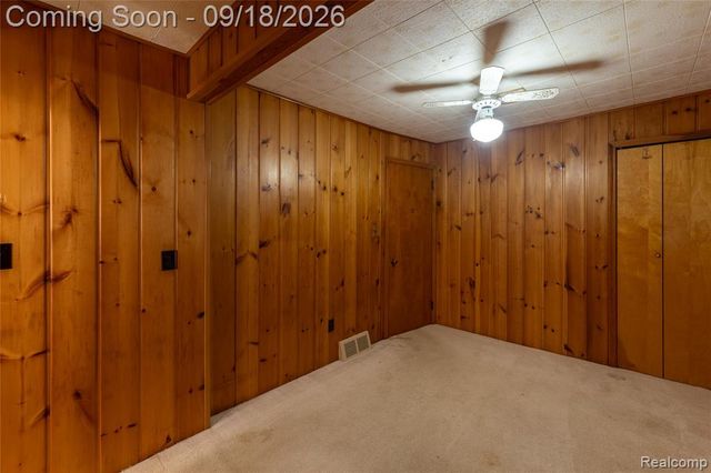 7555 Ore Lake Road, Brighton, MI 48116