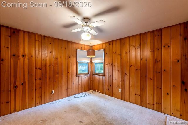 7555 Ore Lake Road, Brighton, MI 48116