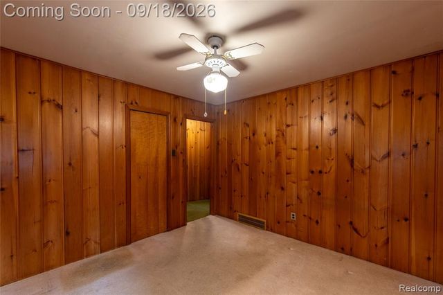 7555 Ore Lake Road, Brighton, MI 48116
