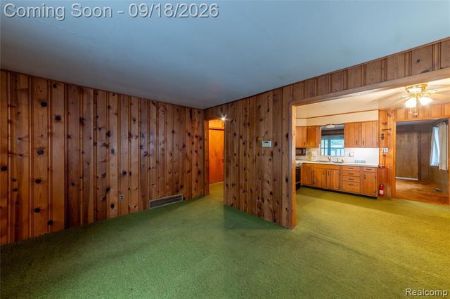 7555 Ore Lake Road, Brighton, MI 48116
