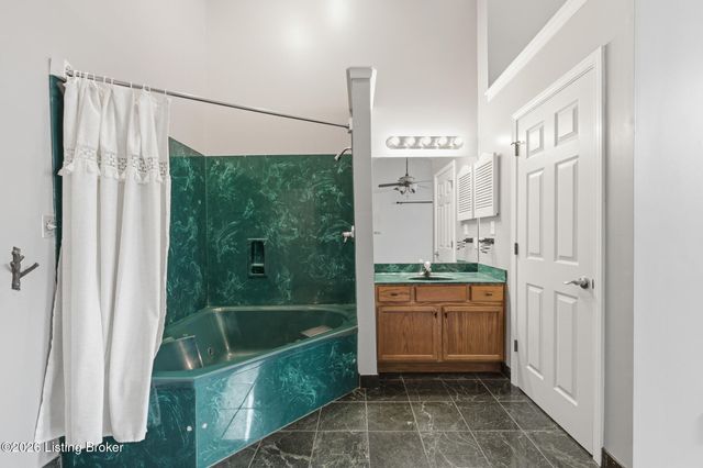 2730 Brownsboro Rd APT 154, Louisville, KY 40206