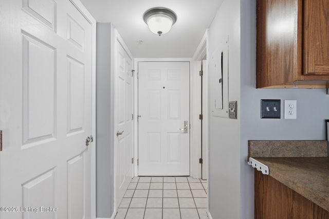 2730 Brownsboro Rd APT 154, Louisville, KY 40206
