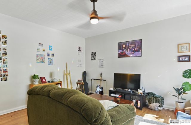 401 S 38th Avenue, Omaha, NE 68131