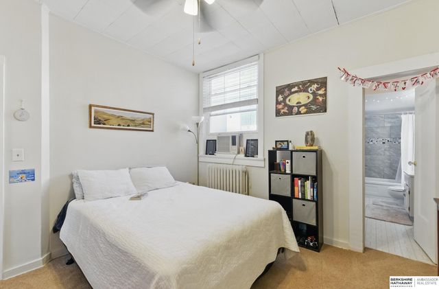 401 S 38th Avenue, Omaha, NE 68131