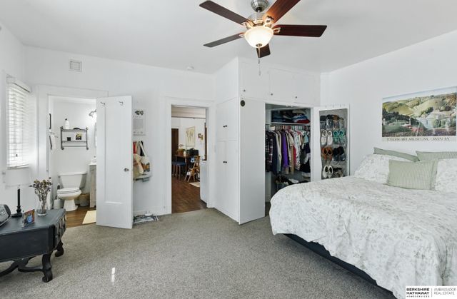 401 S 38th Avenue, Omaha, NE 68131