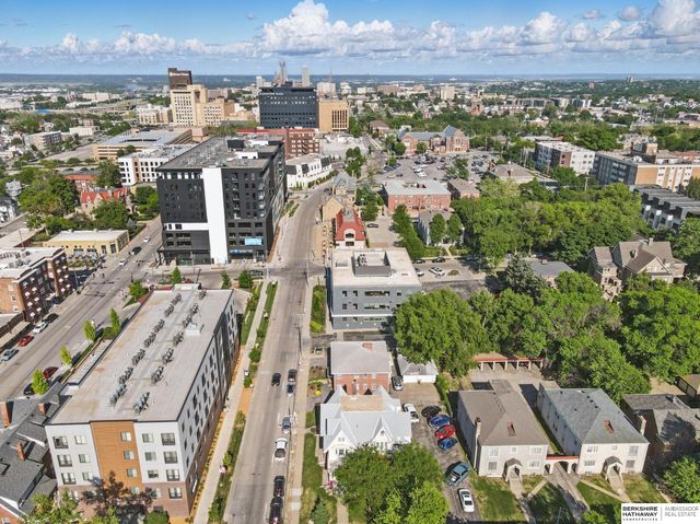 401 S 38th Avenue, Omaha, NE 68131