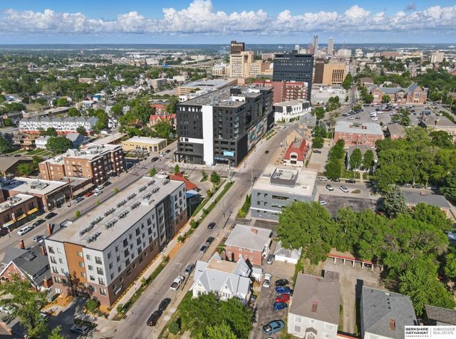 401 S 38th Avenue, Omaha, NE 68131