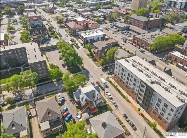 401 S 38th Avenue, Omaha, NE 68131