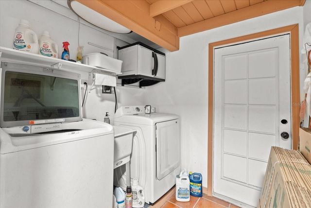 1717 HAZELWOOD STREET, Sarasota, FL 34231