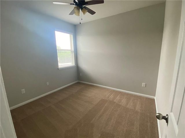 430 Twisted Oaks LN, Buda, TX 78610