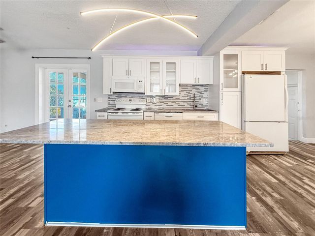 1303 E MURIEL STREET, Orlando, FL 32806