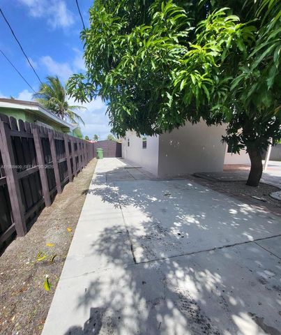 8140 NW 11th Ct 8140, Pembroke Pines, FL 33024