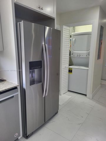 8140 NW 11th Ct 8140, Pembroke Pines, FL 33024