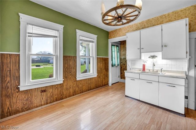 13313 Sprecher Avenue, Cleveland, OH 44135