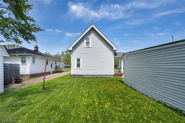 13313 Sprecher Avenue, Cleveland, OH 44135