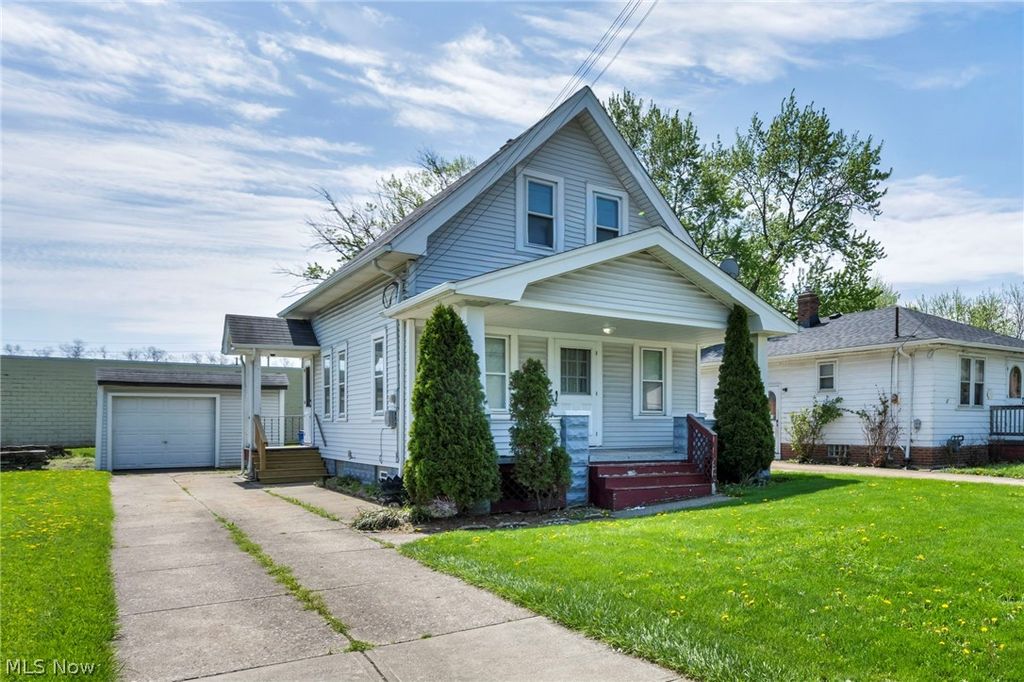 13313 Sprecher Avenue, Cleveland, OH 44135