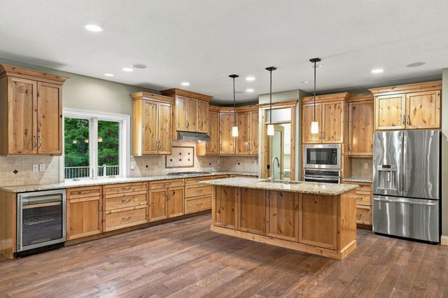 530 N ROUTE O, Rocheport, MO 65279