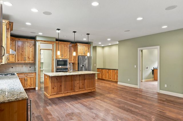 530 N ROUTE O, Rocheport, MO 65279