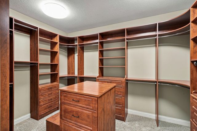 530 N ROUTE O, Rocheport, MO 65279