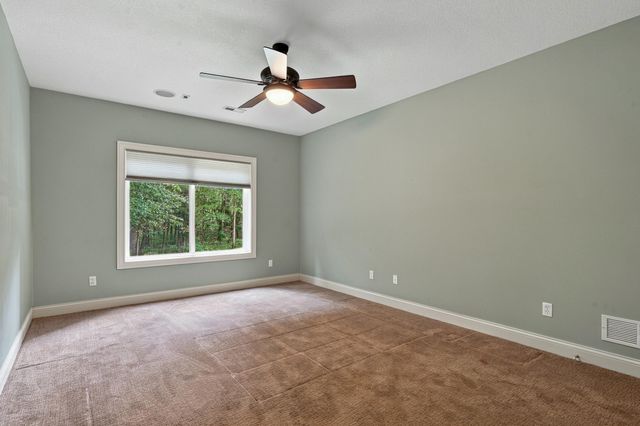 530 N ROUTE O, Rocheport, MO 65279