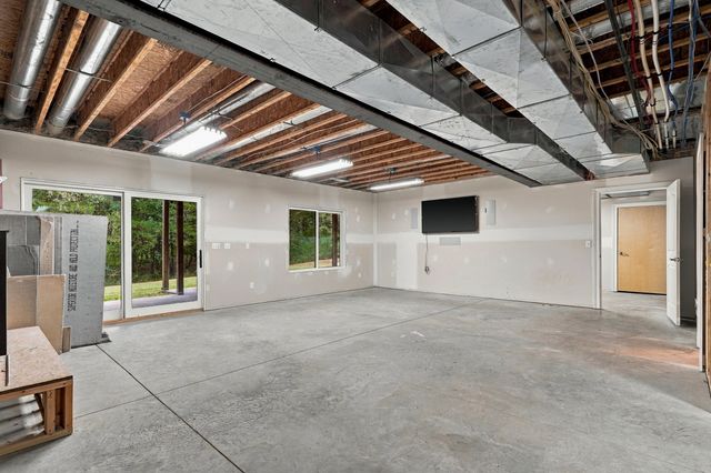 530 N ROUTE O, Rocheport, MO 65279